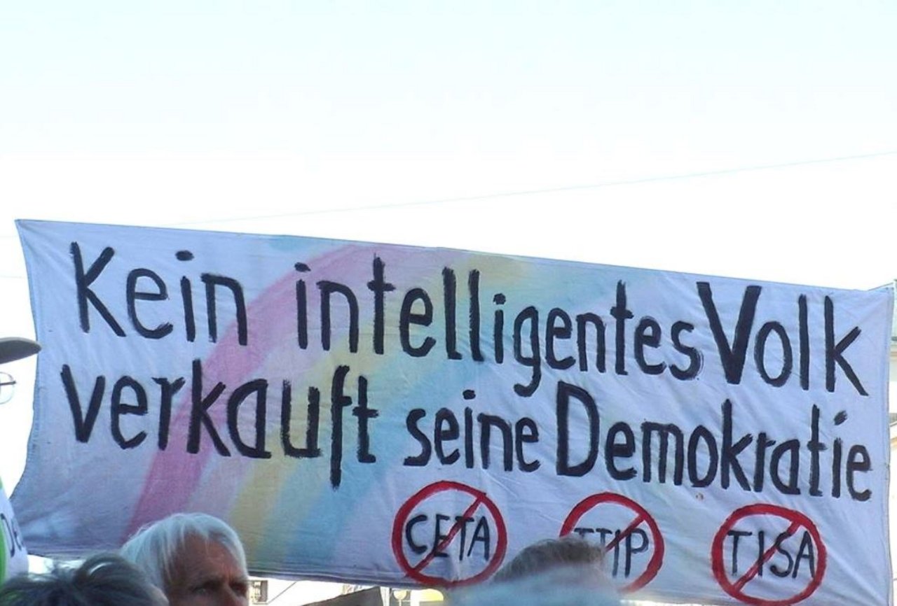 Kein_intelligentes_Volk_verkauft_seine_Demokratie.JPG