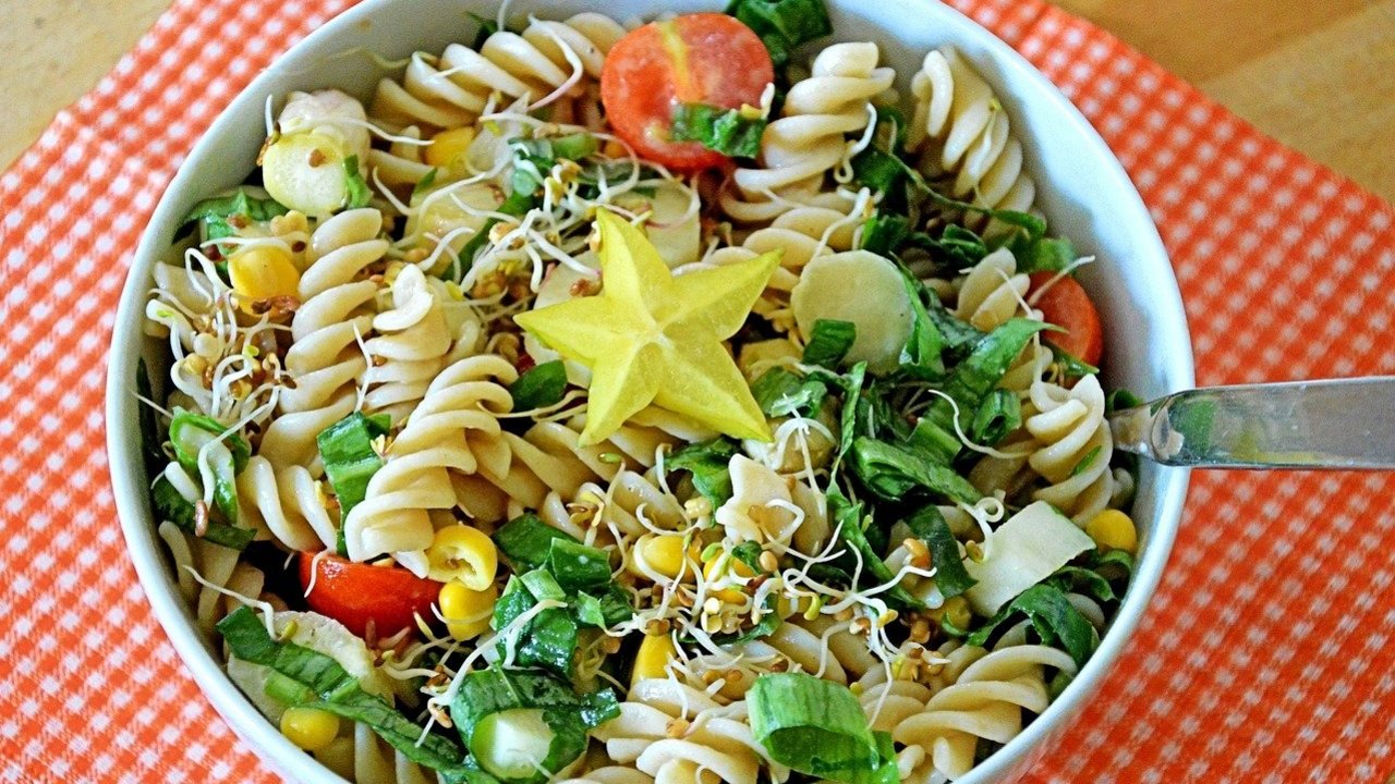 pasta-salad-1974762_1280.jpg